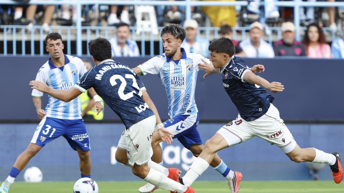 El Málaga y el Levante empatan sin goles tras perdonar un penalti decisivo