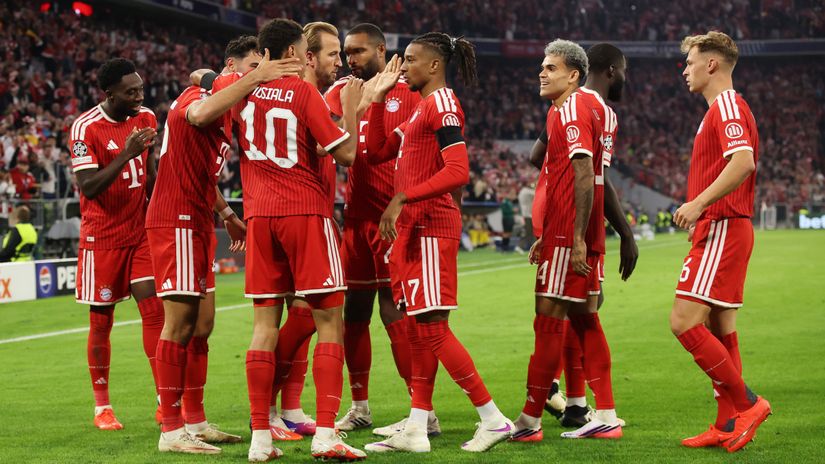Bayern Munich crushes Bodø/Glimt 5-0 to open Champions League campaign successfully.