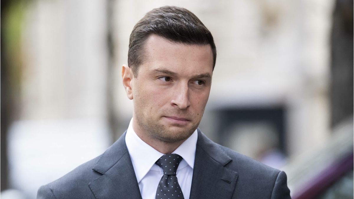 National Rally Leader Jordan Bardella Denies Mediapart Report of Antisemitic Messages