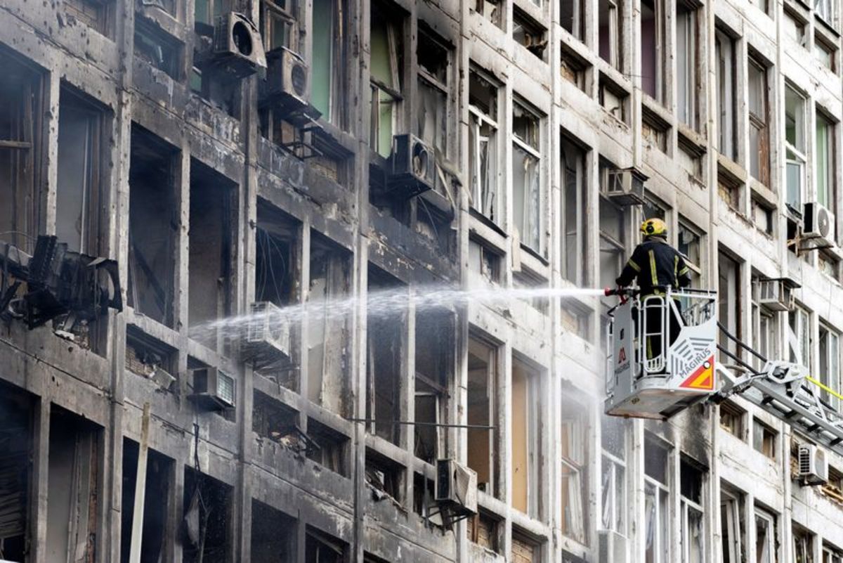 Russian strikes on Kyiv damage data centers and disrupt local internet services.