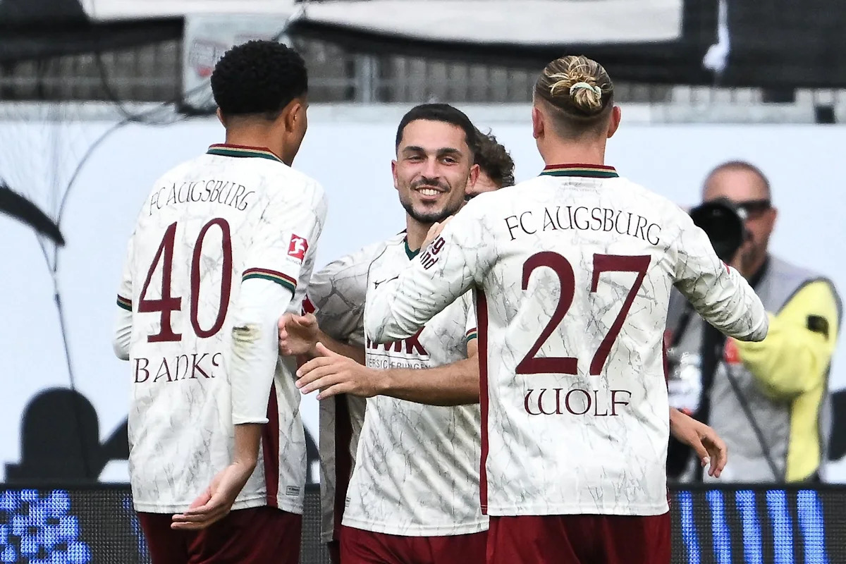 Augsburg reaches the Bundesliga summit for the first time after defeating Eintracht Frankfurt.
