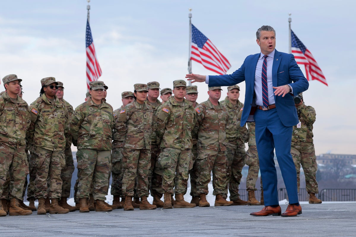Pentagon Instructs Commanders to Nominate Exceptionally Fit Troops for Secretary Hegseth Address