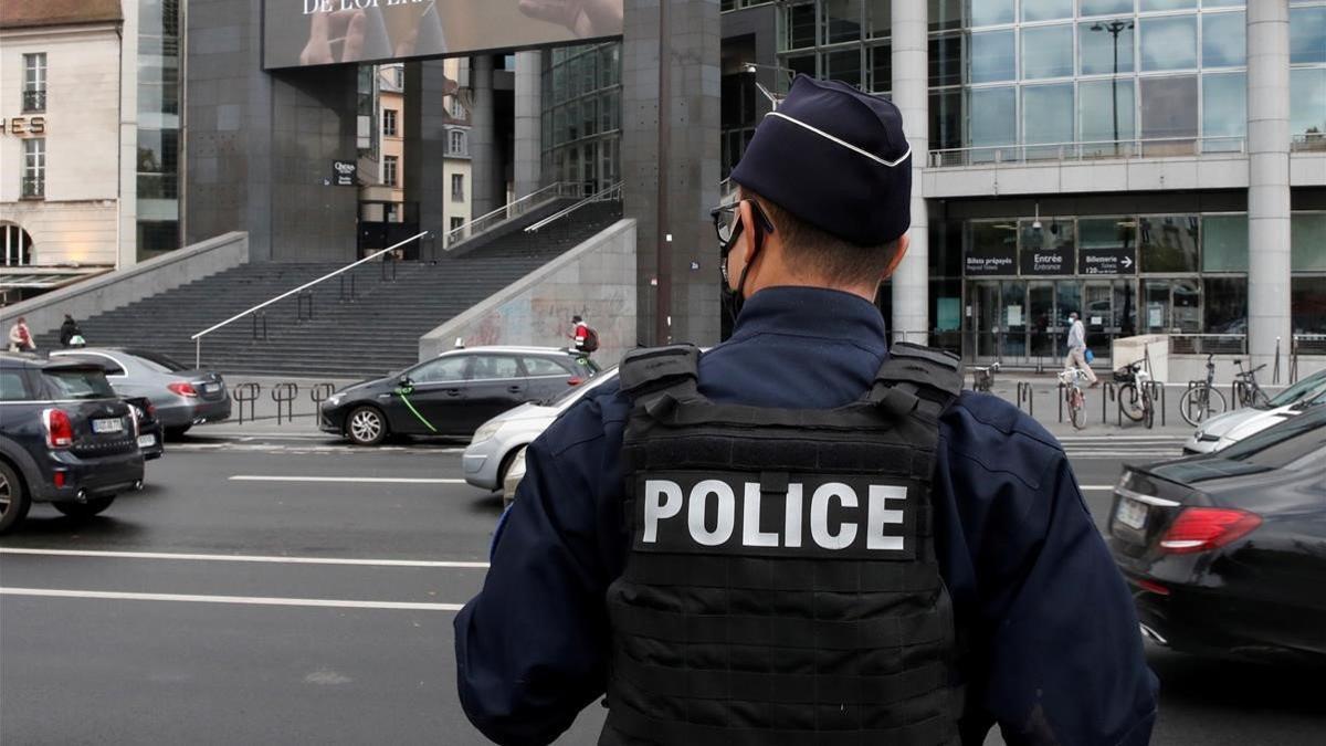 Cuatro miembros de una familia mueren tiroteados por el padre en Francia