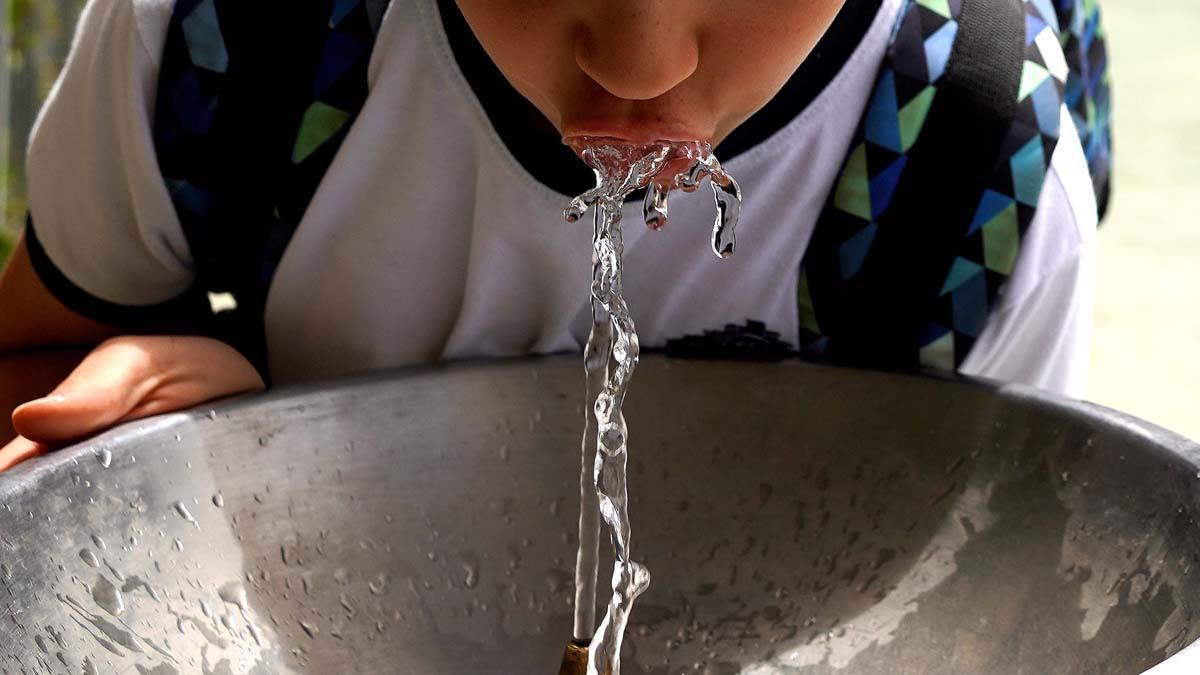Expertos proponen soluciones de aislamiento térmico para combatir el calor escolar