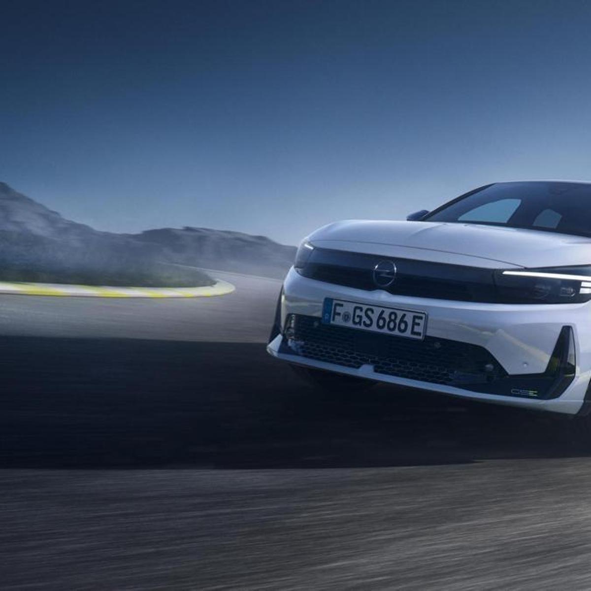 Opel Presenta la Gama GSE de Eléctricos Deportivos y de Alto Rendimiento