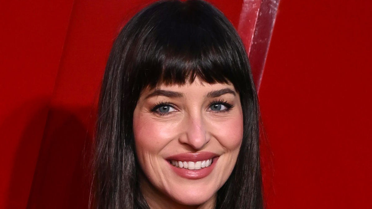 Dakota Johnson Doubts Taylor Swift and Travis Kelce Wedding Photos Will Leak