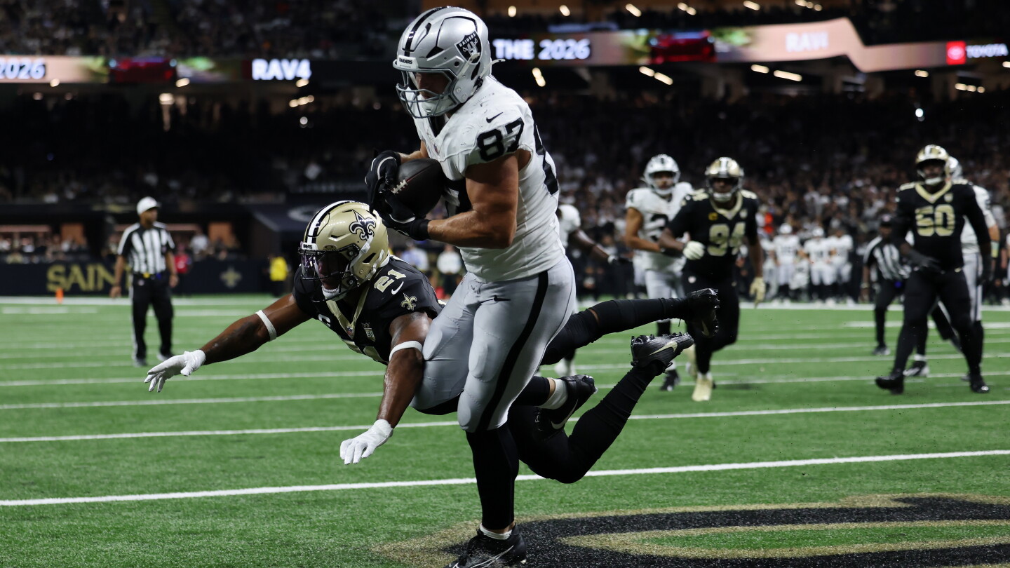 NFL Betting Preview Highlights Dawson Knox Receiving Props Ahead of Weekend Matchups