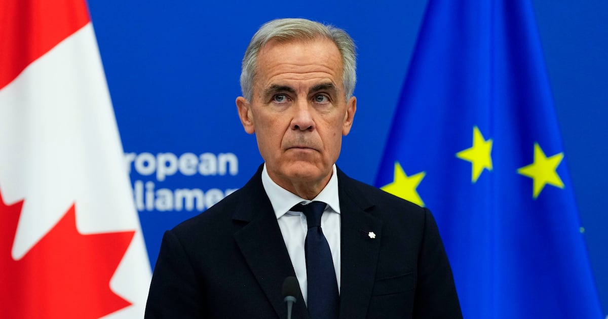 Canada formally applies to join the UK-led Joint Expeditionary Force for European defense.