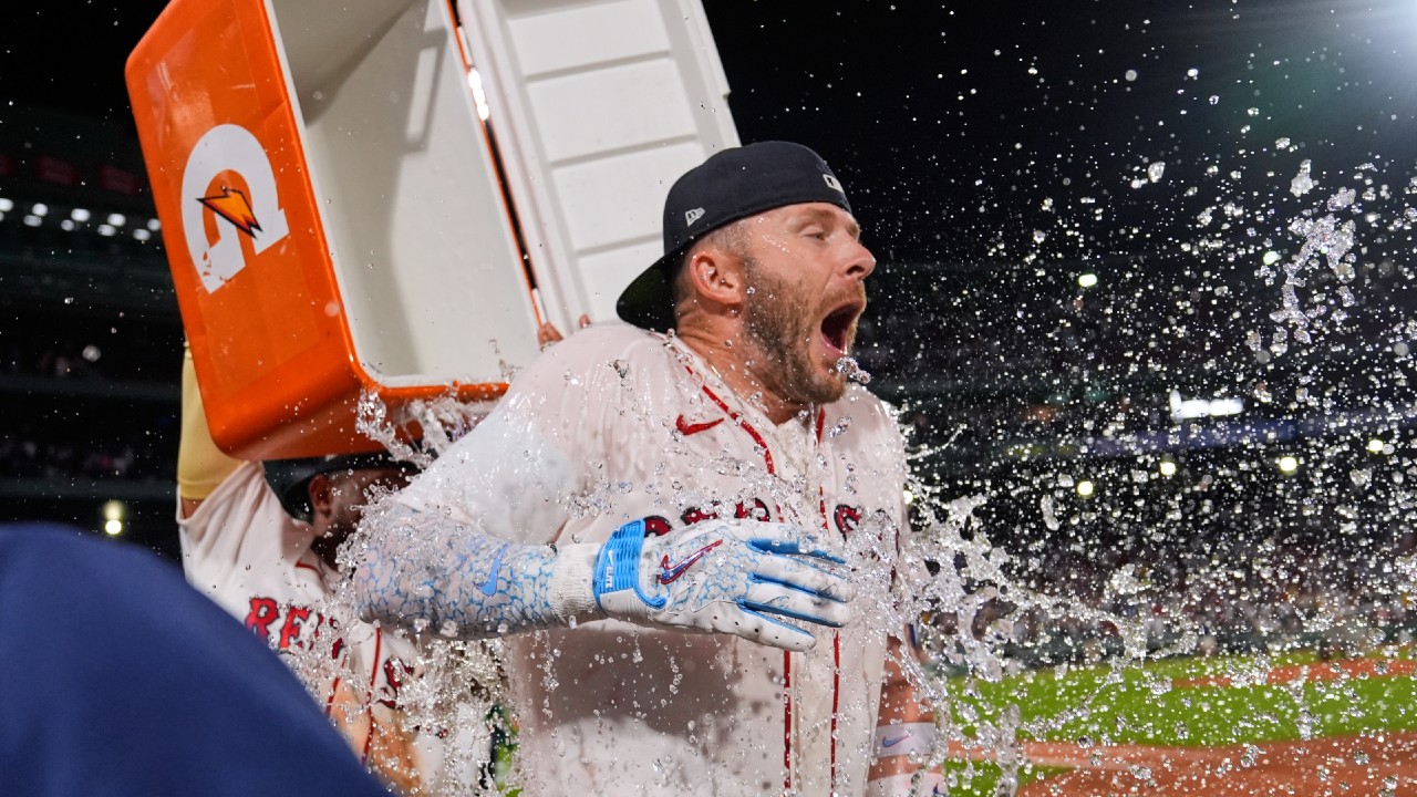 Trevor Story Delivers Walk-Off Single as Red Sox Rally Past Mariners