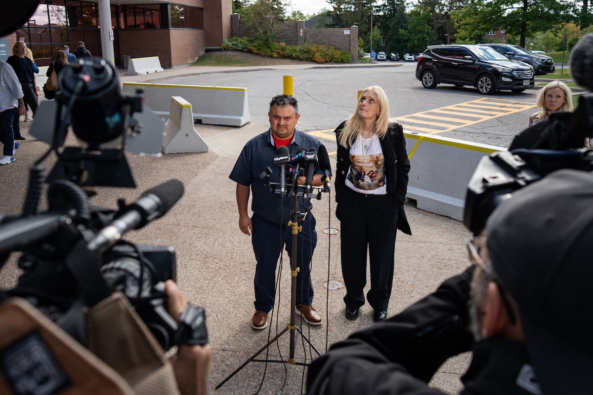 Kenneth Law sentencing hearing begins in Ontario for 14 aiding-suicide counts.