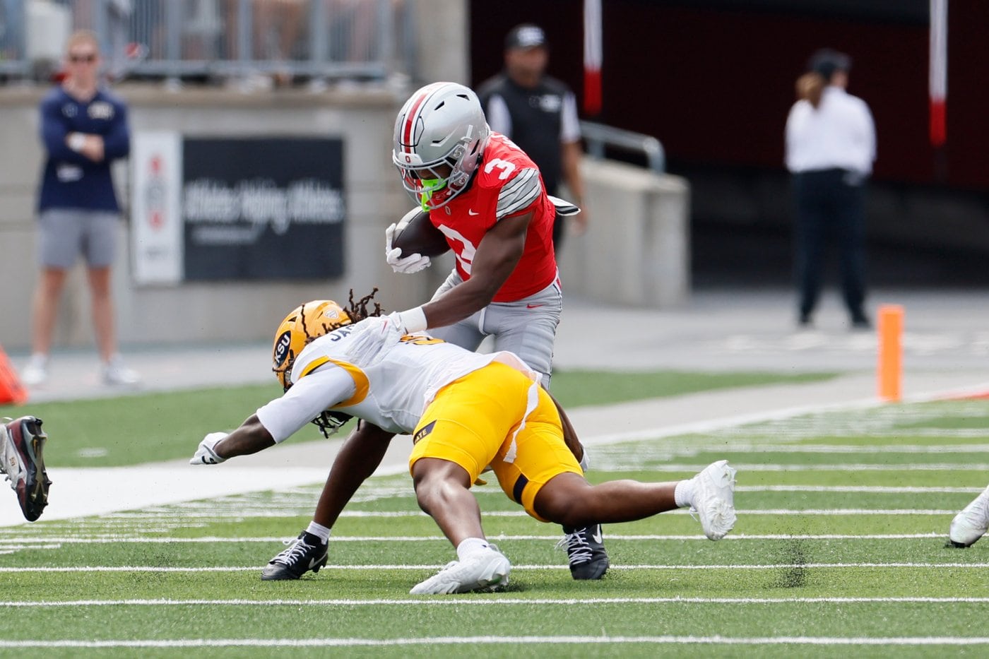 Ohio State Wide Receiver Jeremiah Smith Breaks All-Time Receiving Record