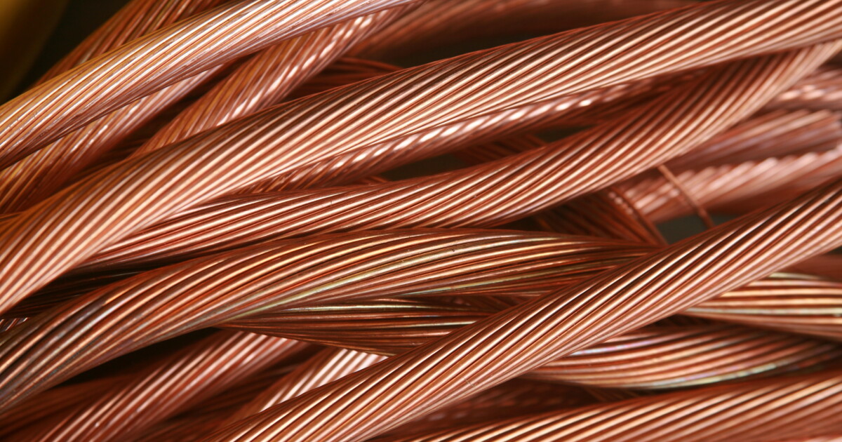 AI Boom and Tariff Uncertainty Push Copper Prices to Record Highs