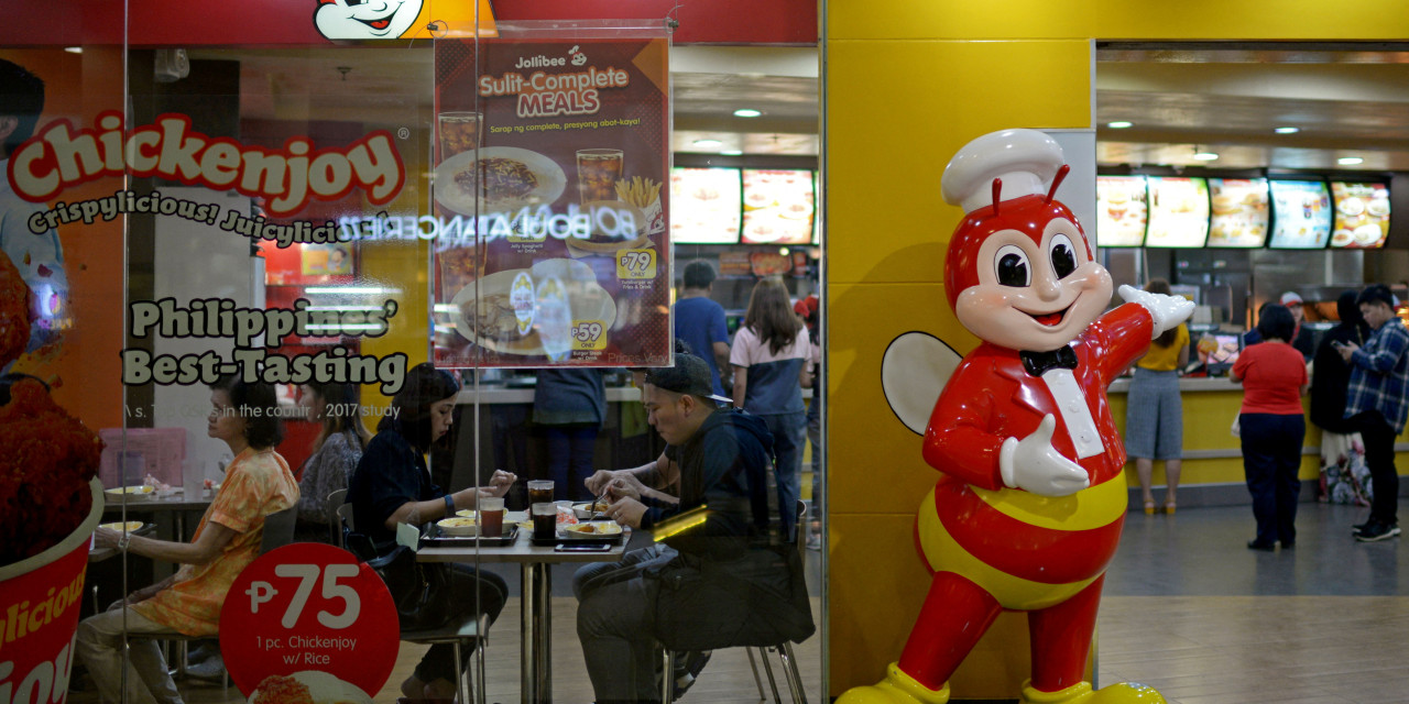 Jollibee Foods plans to list its international unit on the Hong Kong Stock Exchange.