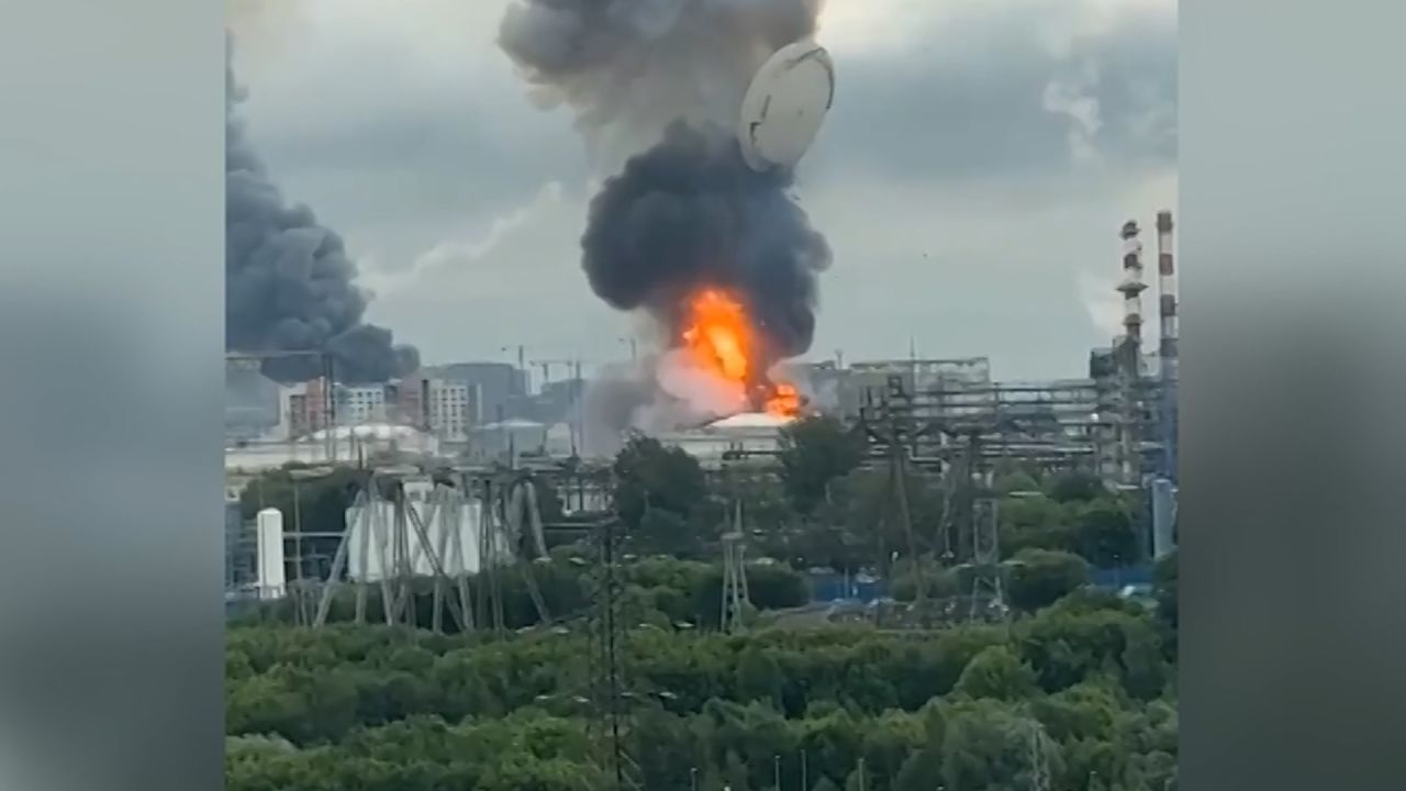 Ucrania lanza mas de mil drones contra Rusia en el mayor ataque a Moscu
