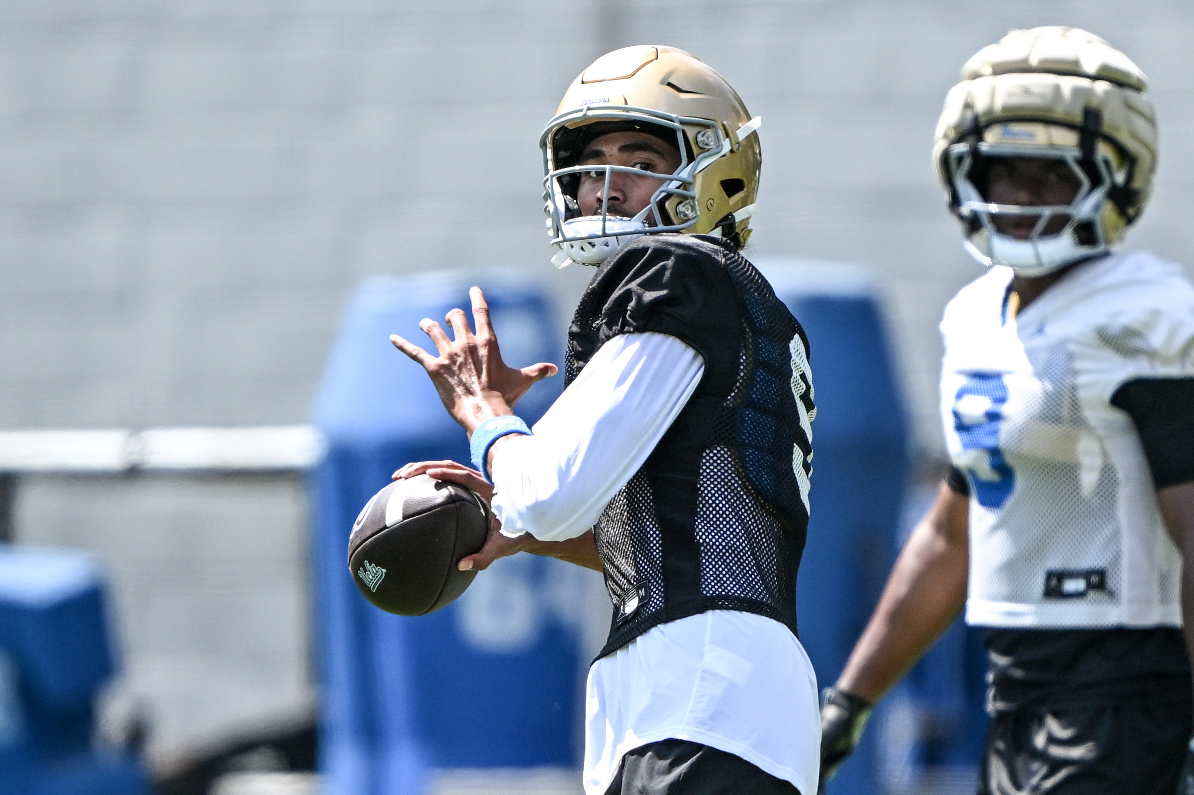 UCLA Football Relies on Nico Iamaleava and Offensive Creativity Ahead of Cal Game