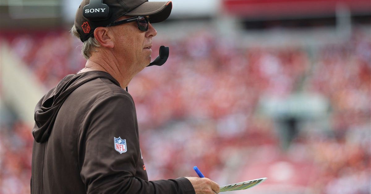 Browns Defeat Buccaneers to Secure Coach Todd Monken His First NFL Win