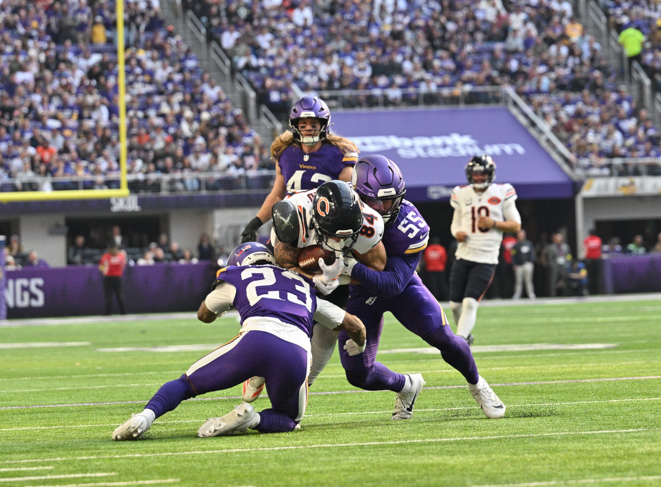 Chicago Shuttle Returns for All Nine Bears Games
