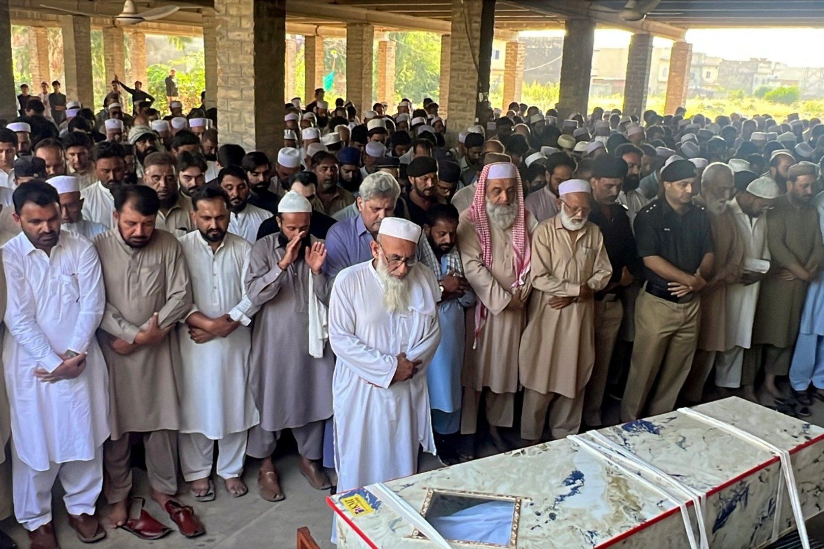 Suicide Bombing at Pakistan Mosque and Police Compound Kills at Least 16