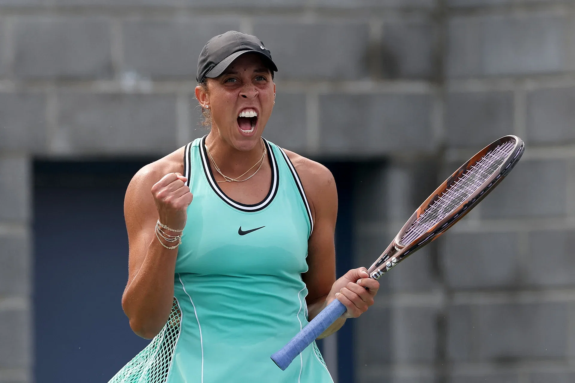 Madison Keys overcomes rising star Alina Korneeva in tense US Open first round match.