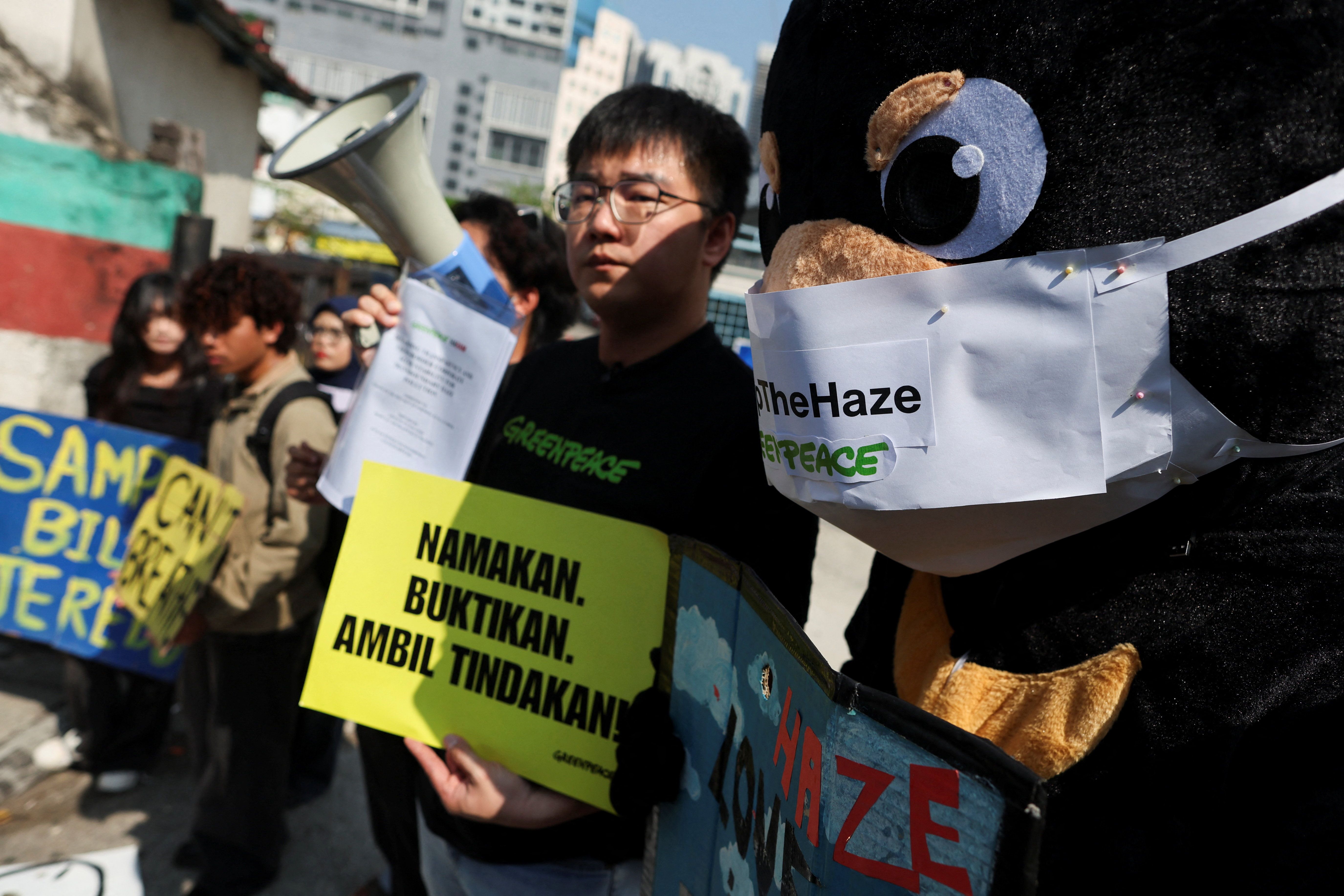 Malaysia Lifts Emergency Declaration In Sarawak District As Fire Haze Eases