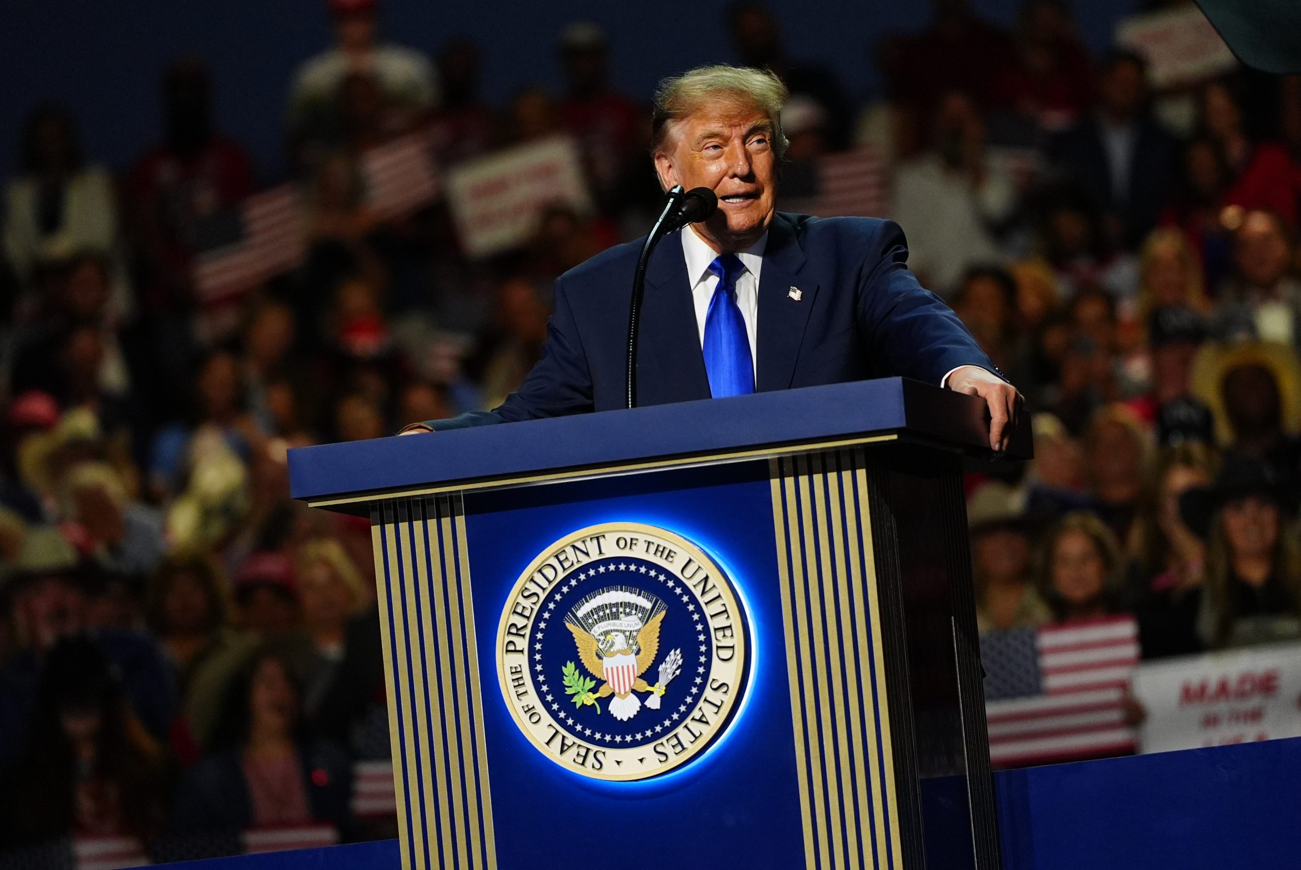 Trump Defends Iran War And Promises Five Thousand Dollar Payout At Convention