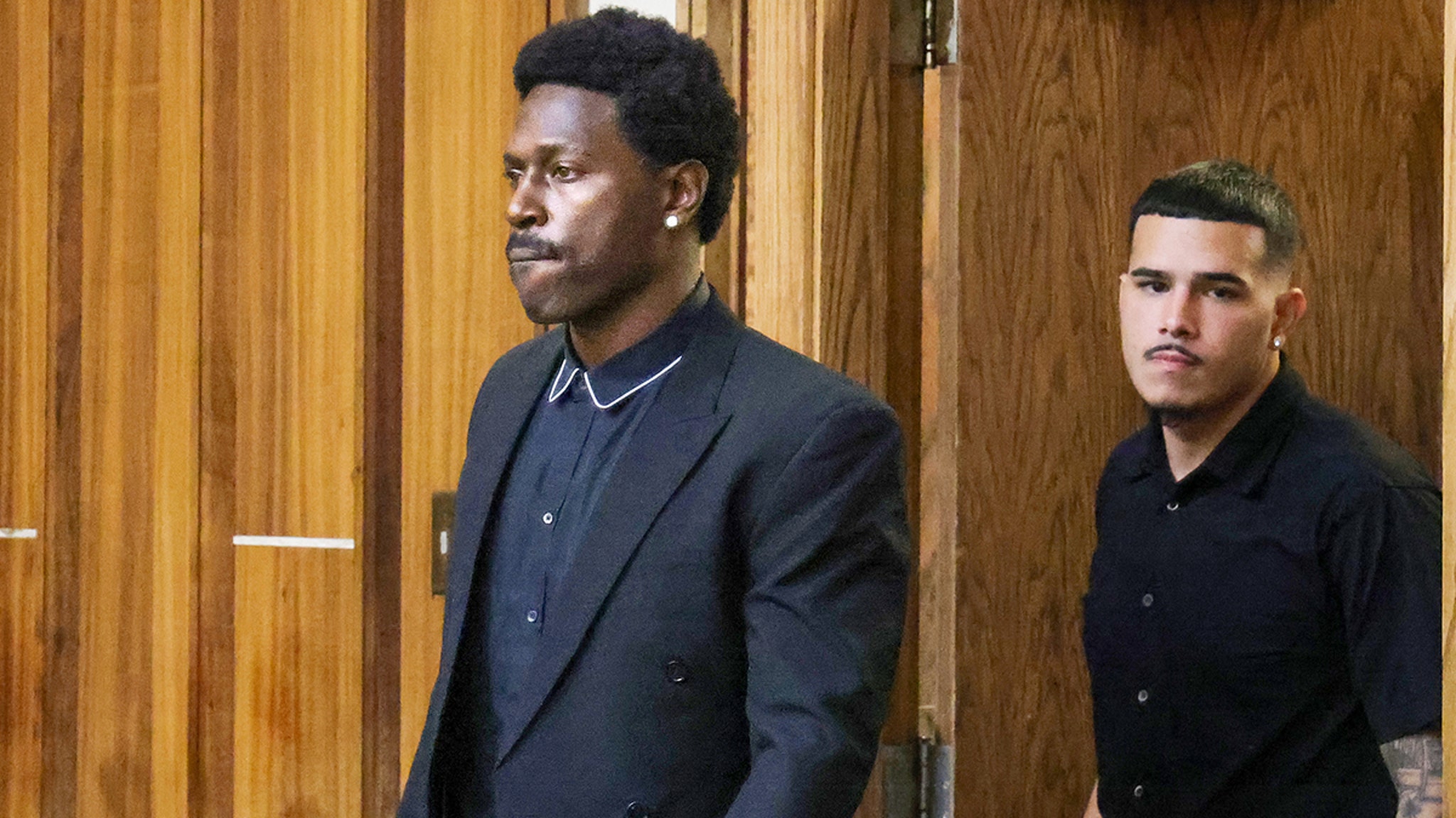 Judge Delays Ruling on Antonio Brown Plea Deal Amid Murder Charges