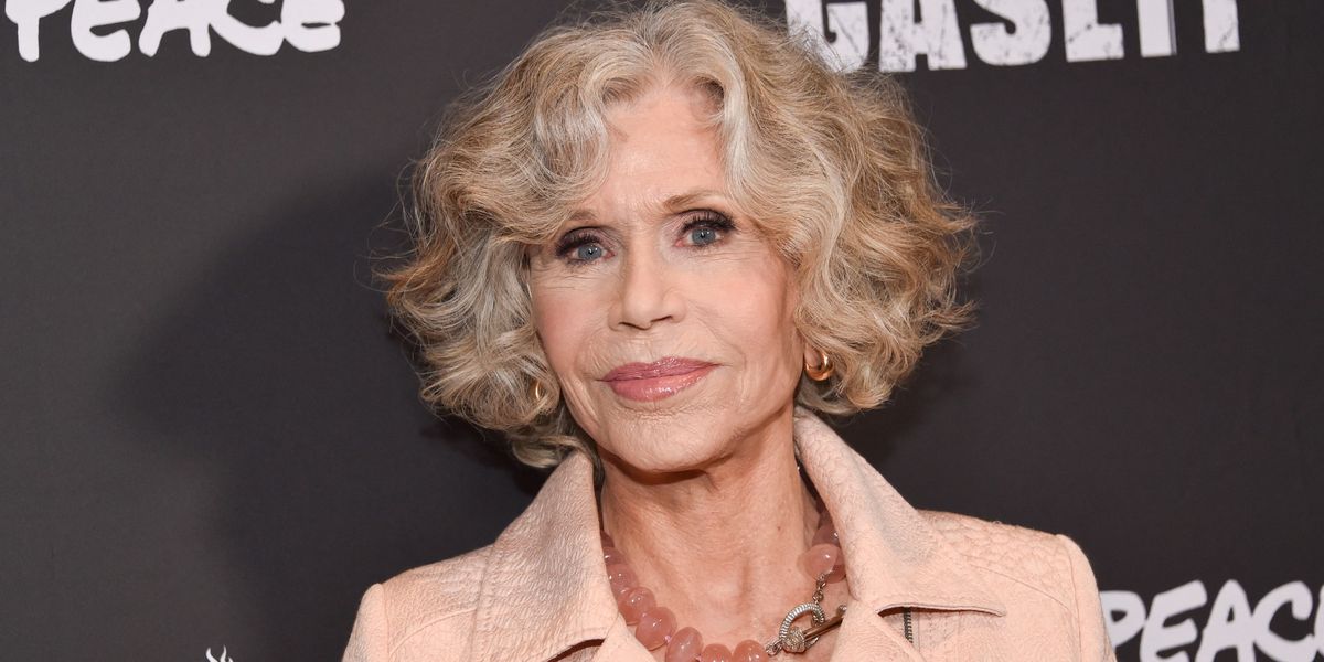 Jane Fonda criticizes proposed Paramount-Warner Bros. merger during Venice Film Festival speech.