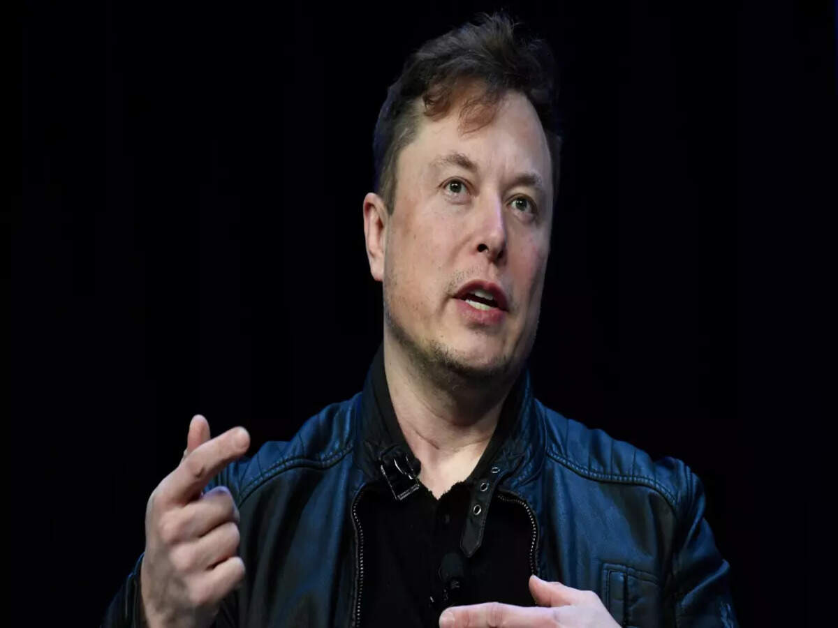 Elon Musk spars with Chess.com over artificial intelligence solving chess.
