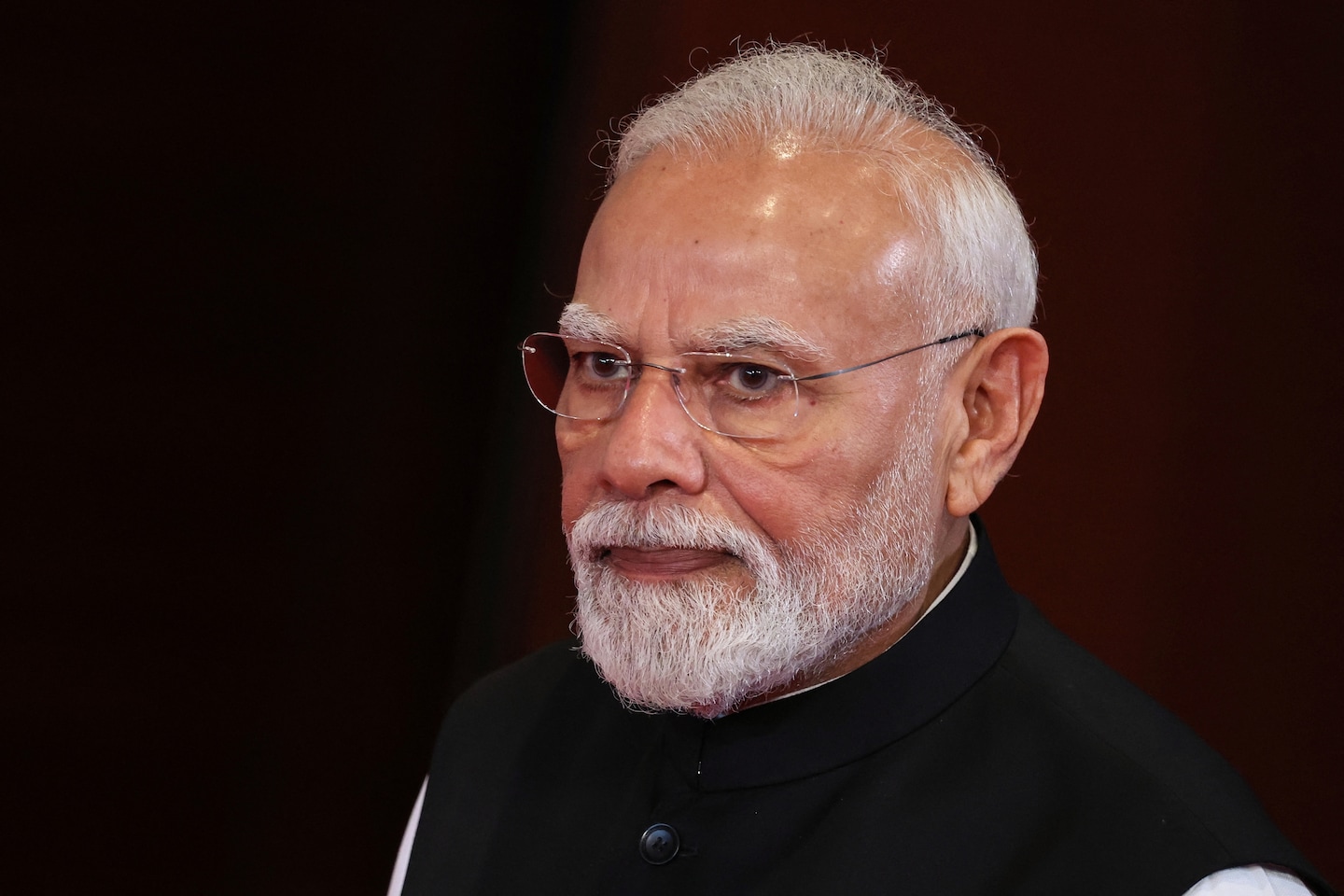 Wounded FlyDubai Pilot Describes Harrowing Attack in Call With Indian Prime Minister Modi