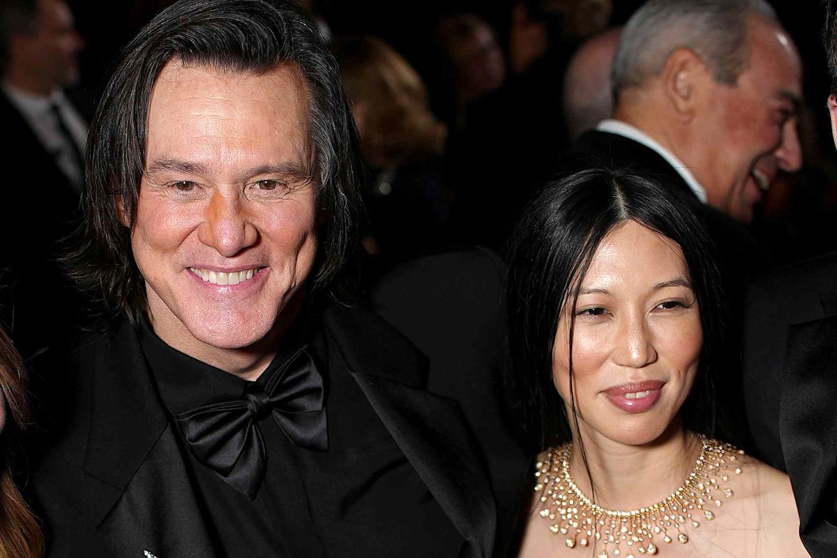 Actor Jim Carrey marries longtime partner Min Ah in private Los Angeles ceremony.