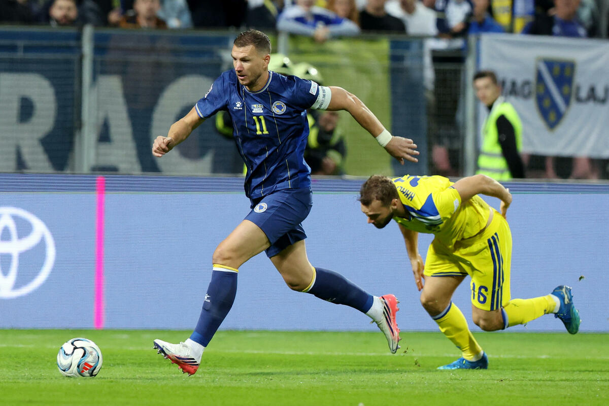 Edin Džeko Prepares For Emotional International Farewell Match Against Sweden