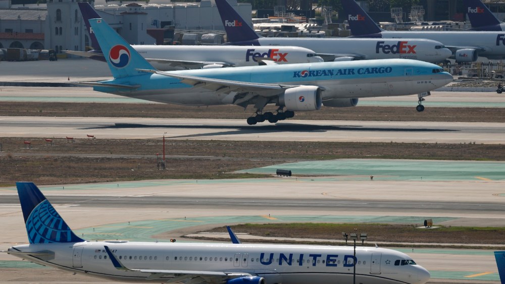 African air cargo demand increases as connections with Asia and North America grow stronger.