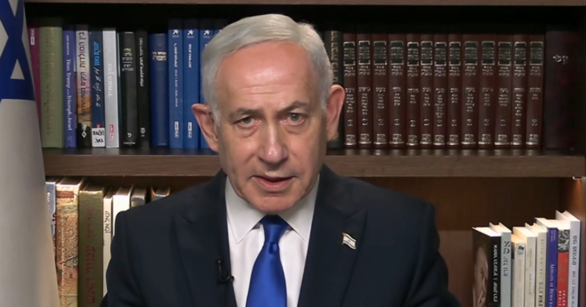 Israeli Prime Minister Says Pilot Tried to Crash Dubai Flight After Stabbing Colleague