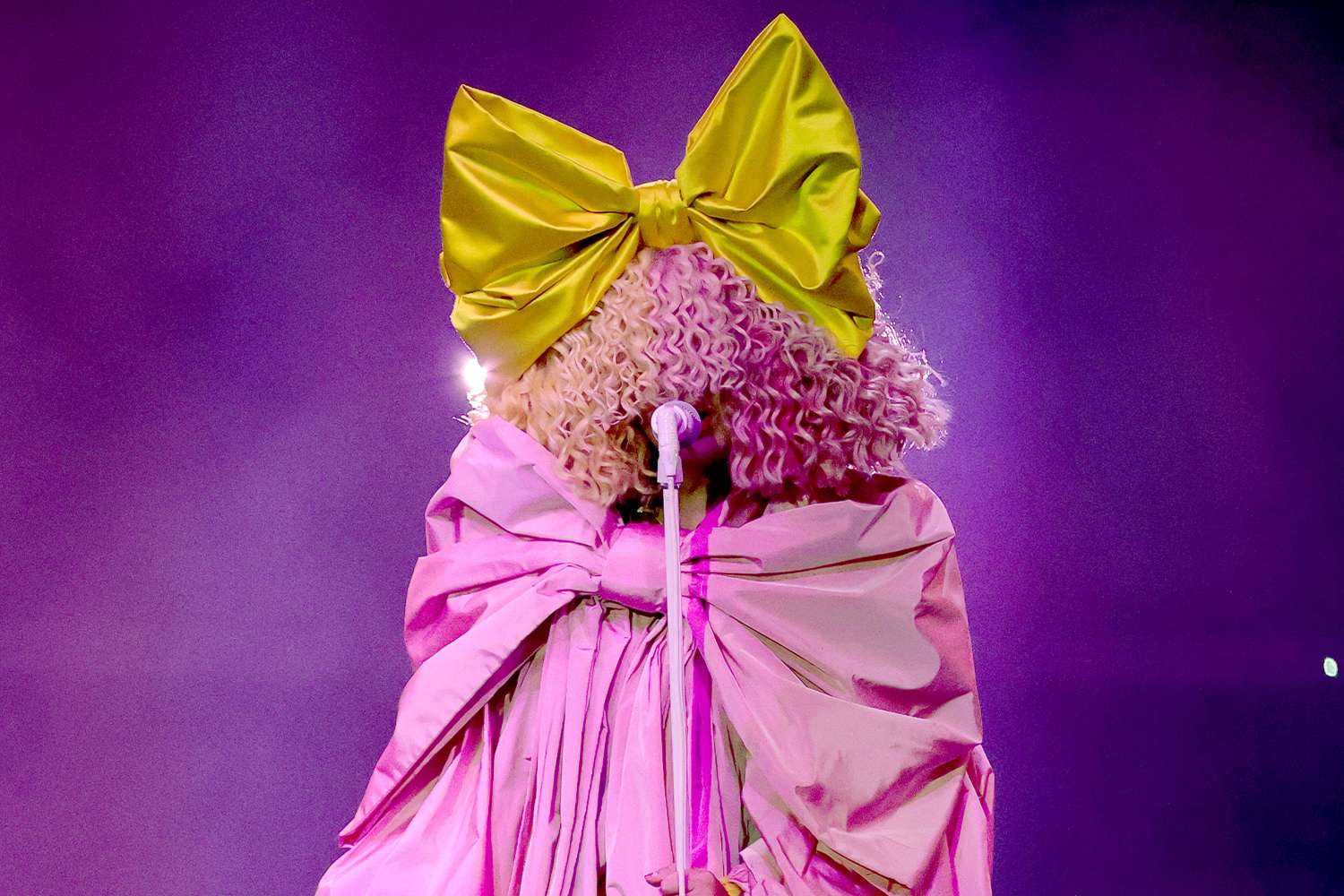 Pop Star Sia Sells Fifty Percent Catalog Stake To Pophouse For $180 Million