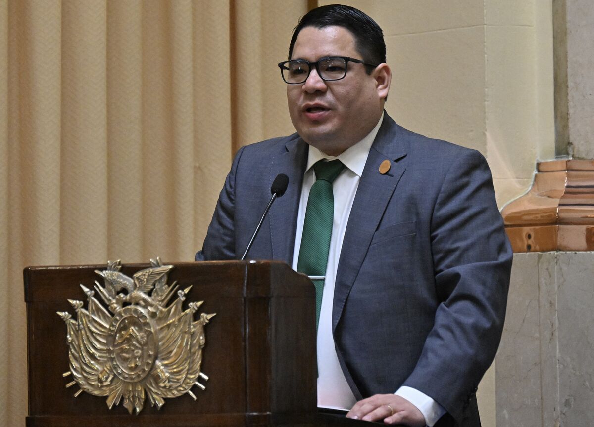Bolivia Detains Attorney General Following US Drug Trafficking and Corruption Allegations