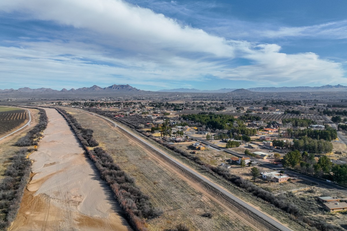 New Mexico Orders Immediate Evacuations in Hatch Valley Amid Dam Failure Threat