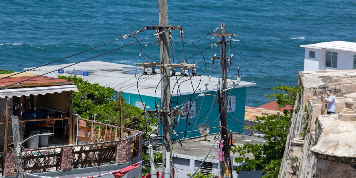 Puerto Rico Approves Record Electricity Rate Increase Following Grid Outages and Fuel Disputes