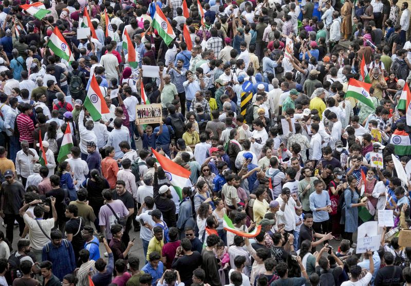 NHRC Issues Notices to Police and Authorities Over Minors in Mumbai Protest