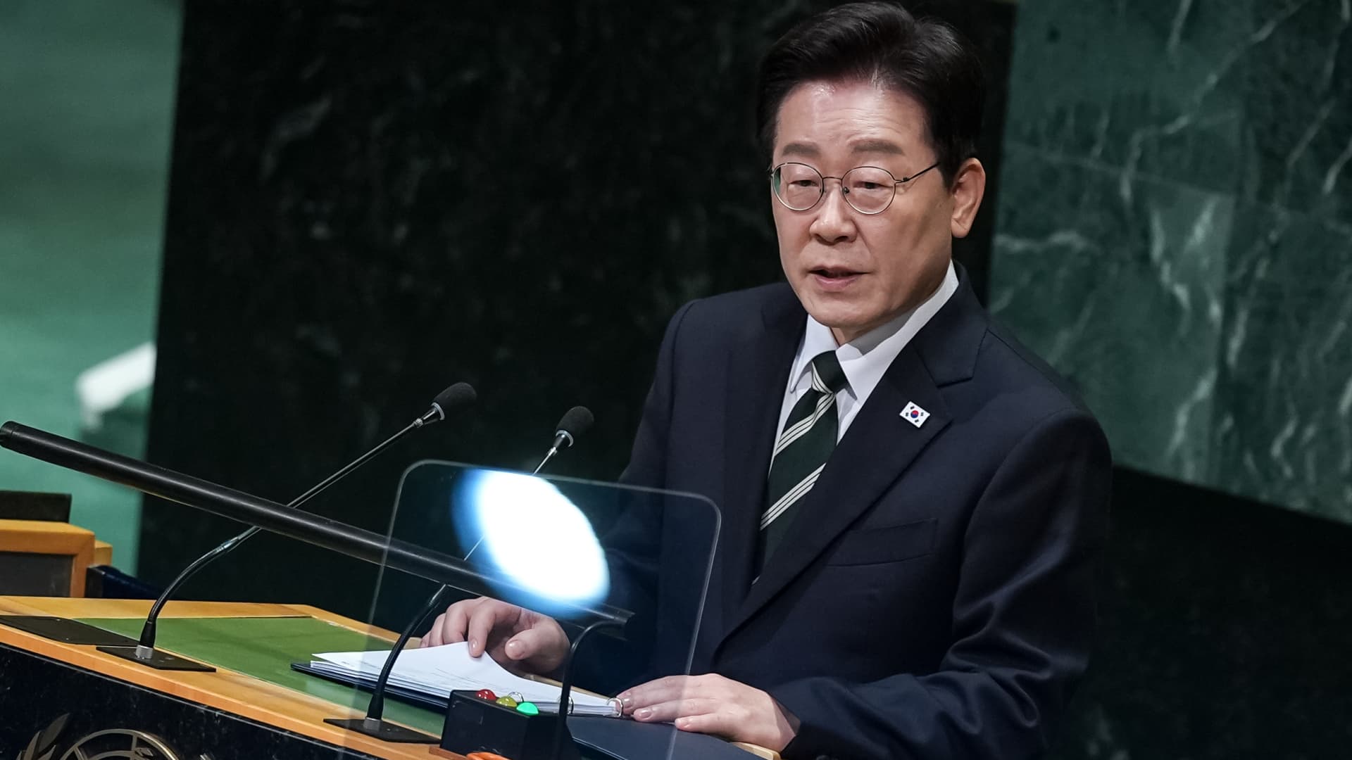South Korean President Lee Demands Apology From Ukraine Over Prisoner Dispute