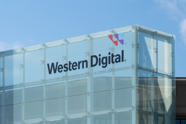 Toshiba Plans Major Hard-Drive Production Expansion, Causing Seagate and Western Digital Shares to Fall