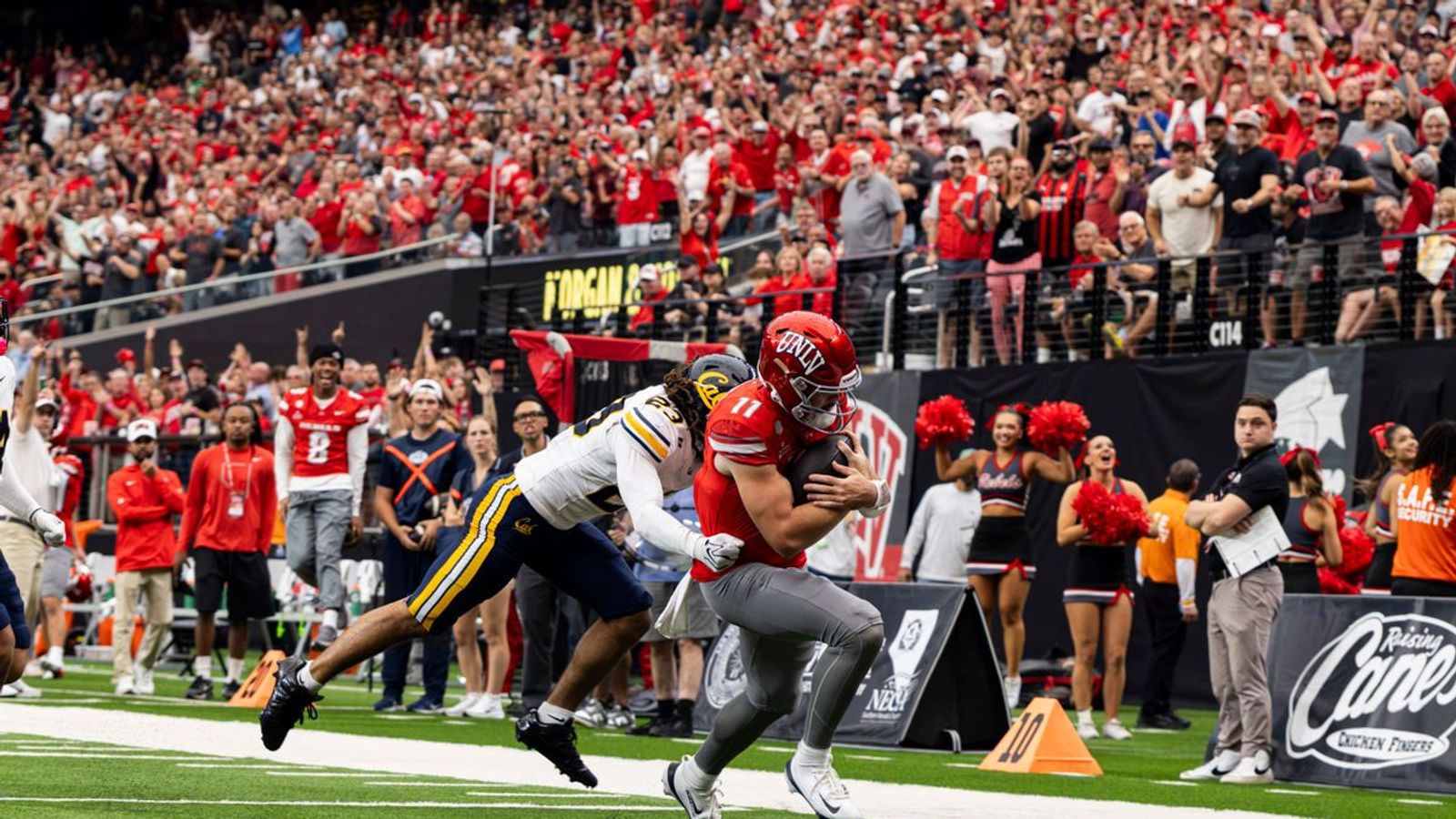 Jackson Arnold Accounts for Five Touchdowns as UNLV Edges Cal 39-31