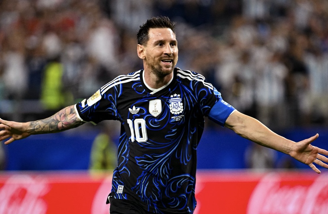 Lionel Messi agrees to acquire Spanish second-division football club CD Eldense.