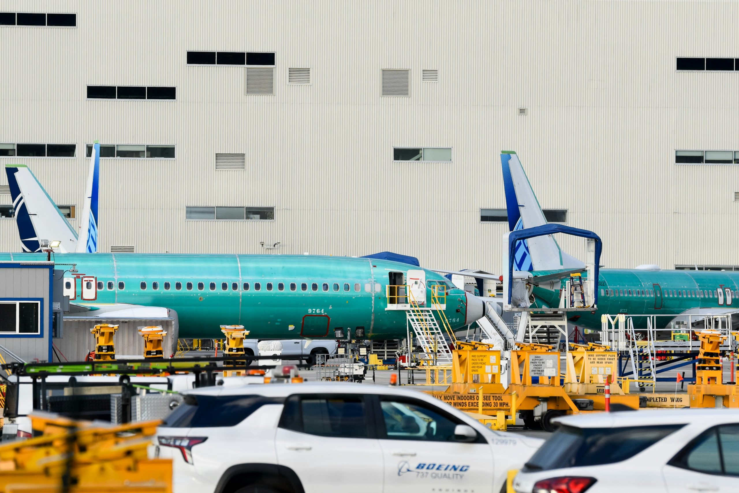 Boeing white-collar union approves new contract, averting a potential strike by 17,000 workers.