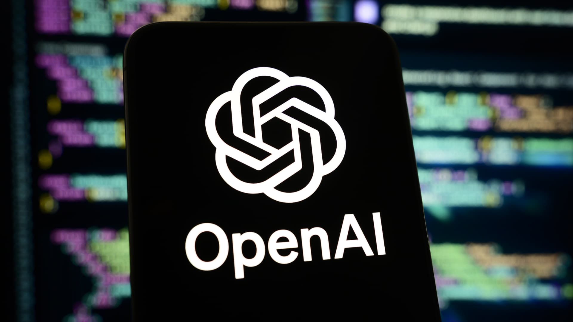 Artificial intelligence demand boosts Micron earnings while OpenAI addresses data extraction concerns.