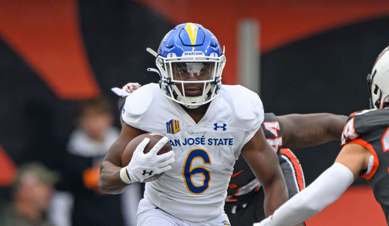 Betting Analysts Preview Five Key College Football Matchups and Point Spreads