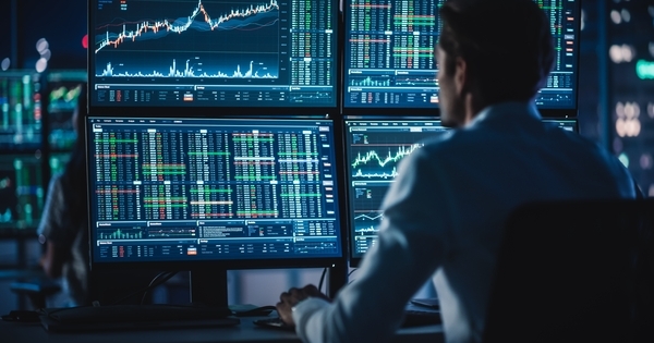 Corn traders hold near-record net-long positions as tightening energy supplies shape commodity markets.
