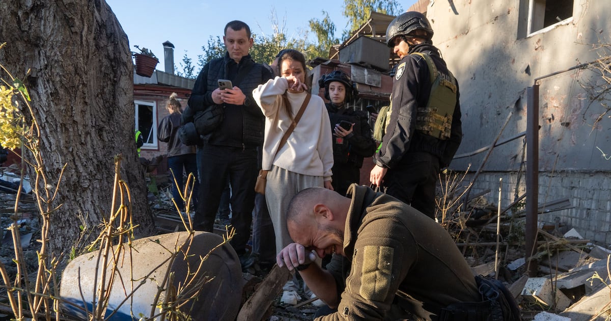 Russian Strike on Kyiv's Northern Bridge Snarls Traffic and Deepens Disruption Campaign