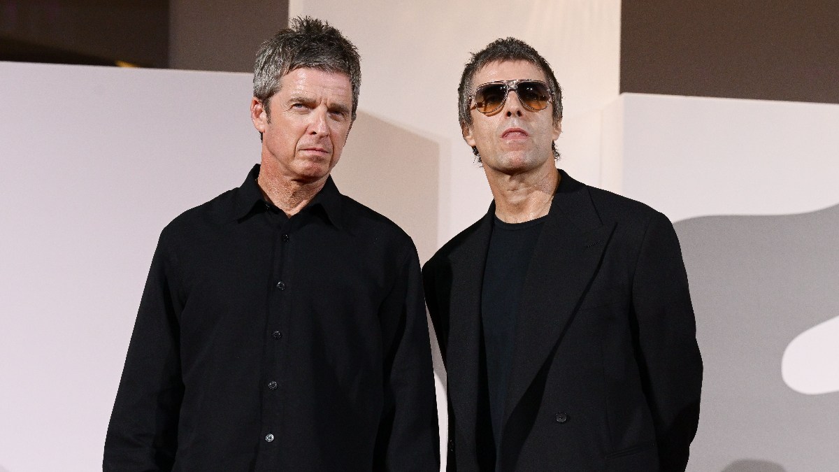 Oasis and Sony File Legal Action to Halt Auction of Unreleased Archive