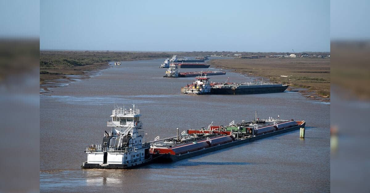 Saudi Aramco unexpectedly cuts Asian crude prices to protect market share amid regional tensions.