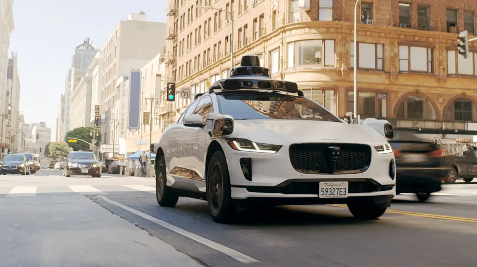 California Enacts Fines for Robotaxi Operators Blocking Emergency Responders Starting 2028